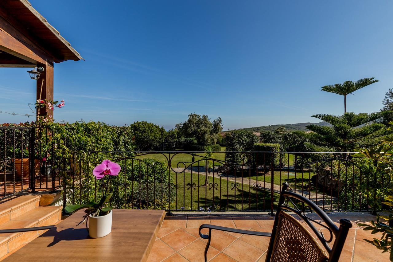 Hotel Costa Caddu San Teodoro  Eksteriør bilde