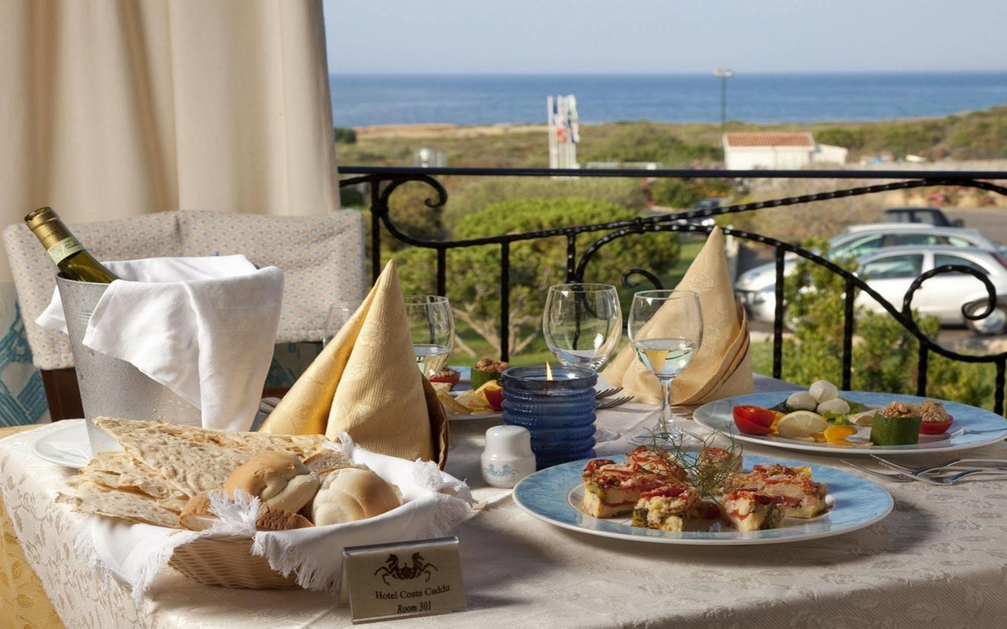 Hotel Costa Caddu San Teodoro  Eksteriør bilde