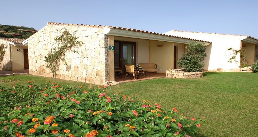 Hotel Costa Caddu San Teodoro  Eksteriør bilde